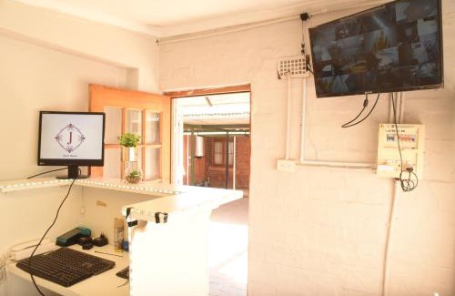 Hatfield House | Juraya guesthouse hatfield