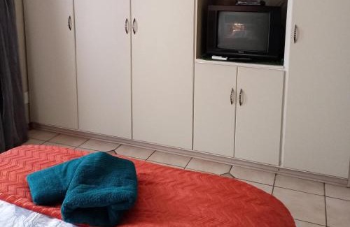Ga-Segonyana House | Kalahari Kaja