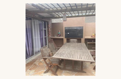 Bloubergstrand Bed & Breakfast | Keadam BnB