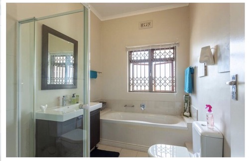 Newlands House | Kirstenbosch Gardens Retreat House