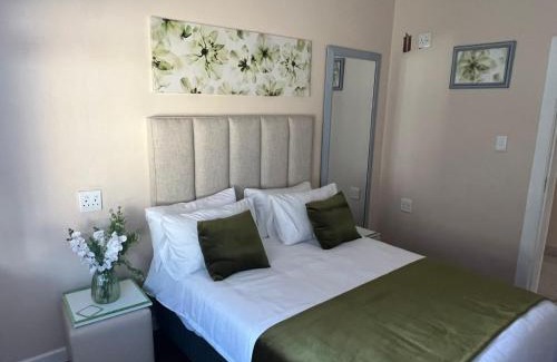 Eikenbosch House | La Vida guest house