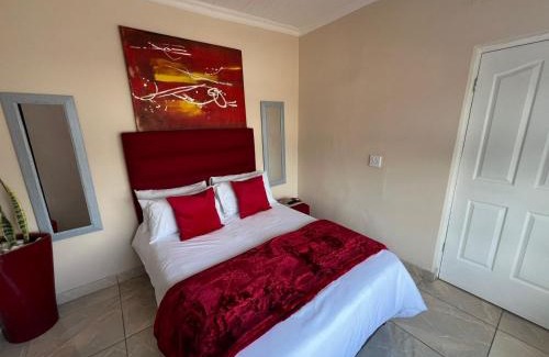 Eikenbosch House | La Vida guest house