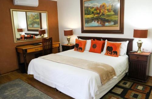 Lichtenburg House | Lakeside Guest House