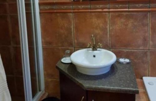 Lichtenburg House | Lakeside Guest House
