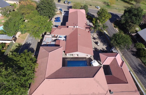 Farrarmere Hotel | Lakeview Boutique Hotel & Conference Center