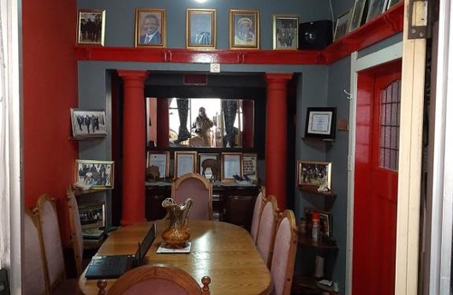 Greater Johannesburg Metropolitan Area House | LANIACK GUEST HOUSE