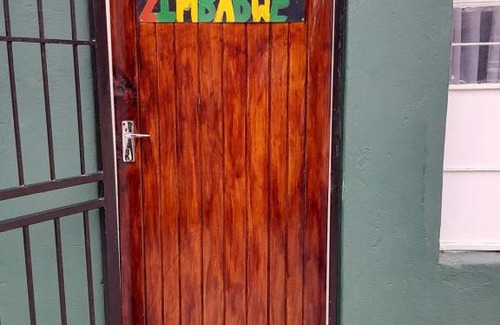 Greater Johannesburg Metropolitan Area House | LANIACK GUEST HOUSE