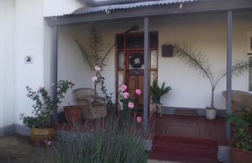 Bethulie Bed & Breakfast | Lavender Rose