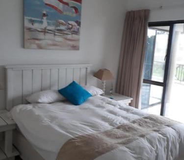 Ramsgate South Apartment | Le Touesrock no 15