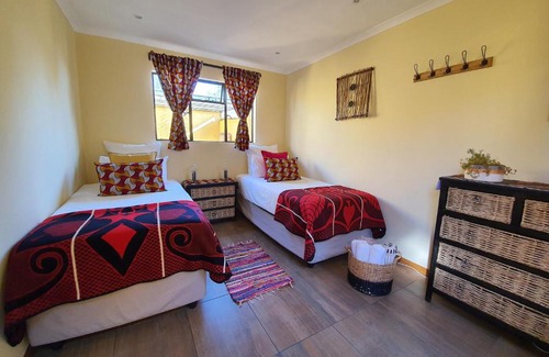 Greater Johannesburg Metropolitan Area Hostel | Lebo's Soweto Backpackers