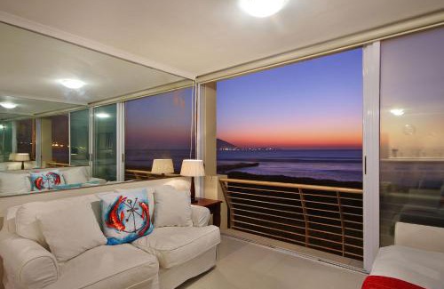 Lagoon Beach Apartment | Leisure Bay 207 by Host Agents