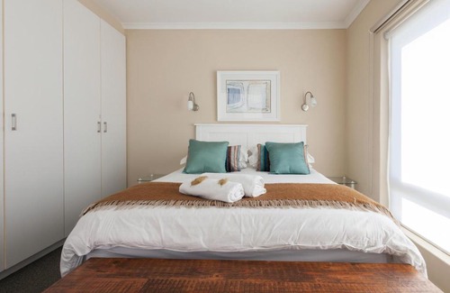 Lagoon Beach Apartment | Leisure Bay 225 by CTHA