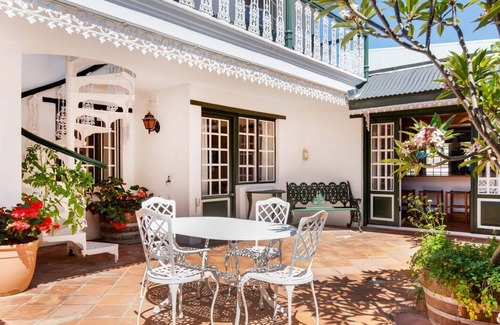 Kommetjie House | Lemuria Beach House in Long Beach, Komeji