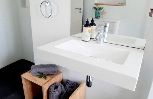 Noordhoek Apartment | Little Lake Haven