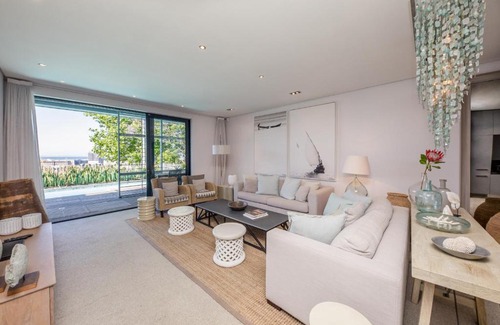 Cape Town City Centre Villa | Loader Villa
