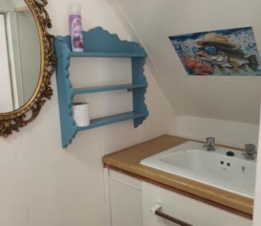 George Bed & Breakfast | Lolita's