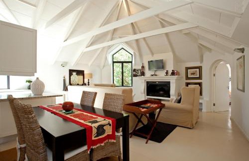 Franschhoek Apartment | Los Olivos at the Yard