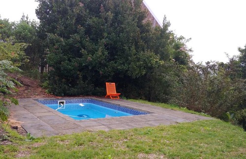 Knysna Apartment | Lovely 1-bedroom unit in beautiful Knysna Heights