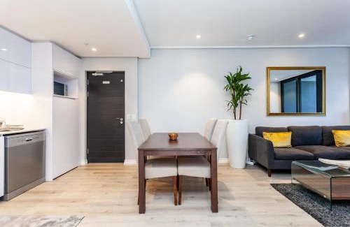 Cape Town City Centre Apartment | Luxuriuous 1 Bedroom in 16 on Bree