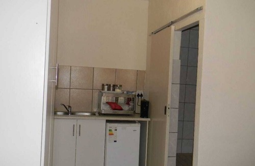 Strand House | M2T Guest House