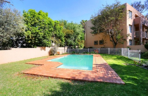 Sandown Apartment | Madison Palms Sandton Apartment