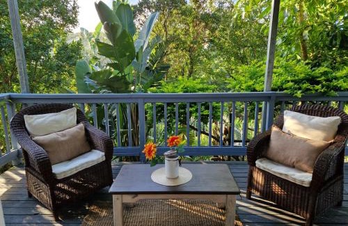 Beacon Bay House | MaeStorm Gardens Relax:Reload:Refresh Private room in nature lodge