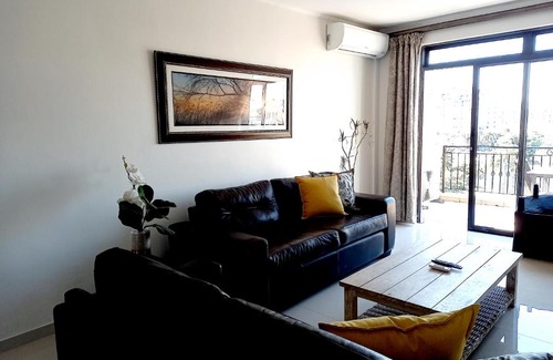 Century City Apartment | Majorca Palace Island Club