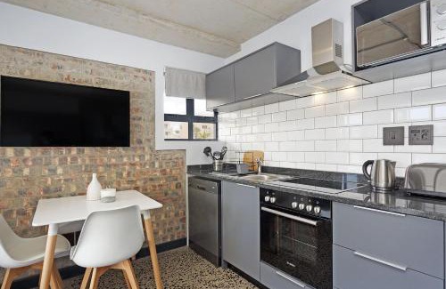 West Beach Apartment | Manhattan One Bed 6