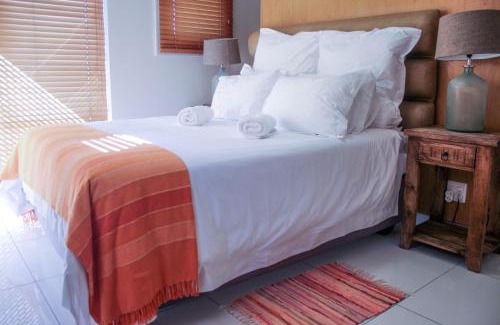 Century City Apartment | Manhattan Suite-Canal Walk Mall