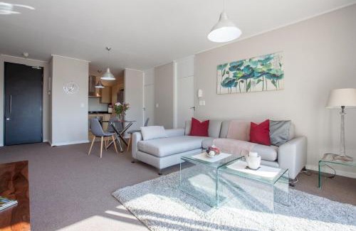 Century City Apartment | Manhattan Towers 507 by CTHA