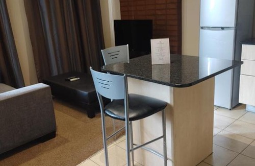 Downtown Johannesburg Apartment | Mapungubwe hotel Room 221