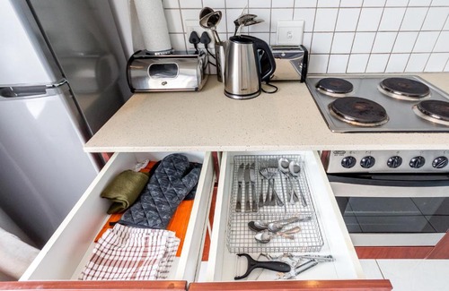 Cape Town City Centre Apartment | Market House-Central-WiFi-Convenient