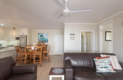 Shaka's Rock Apartment | Martinique 25