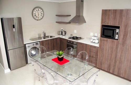 Century City Apartment | Mayfair Luxury Apartments