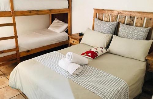 Eikenbosch House | MELJAA GROUP Guesthouse