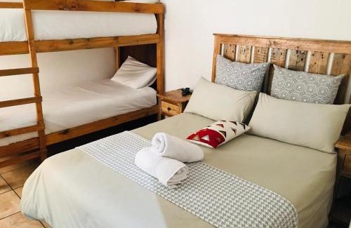 Eikenbosch House | MELJAA GROUP Guesthouse