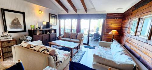 Port Edward Apartment | Milkwood Lodge 10 - Sleeps 4