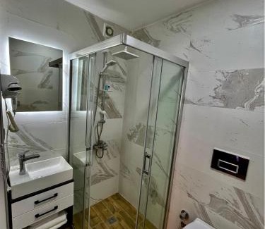 Edremit Hotel | Miro Mara Boutique Hotel & Lounge Bar