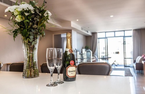 Big Bay Apartment | Modern Ocean Views 2 Bedroom 112 Eden on The Bay, Blouberg, Cape Town