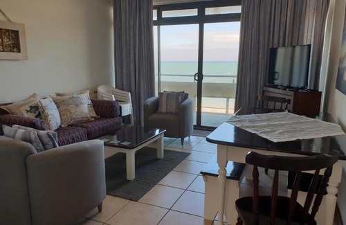 Strand Apartment | Monaco Gardens, Strand