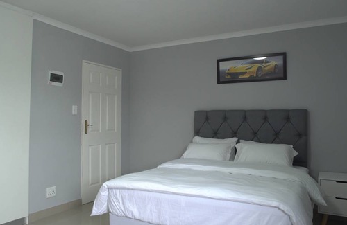 Cape Town House | Motel ∙ 34 guests