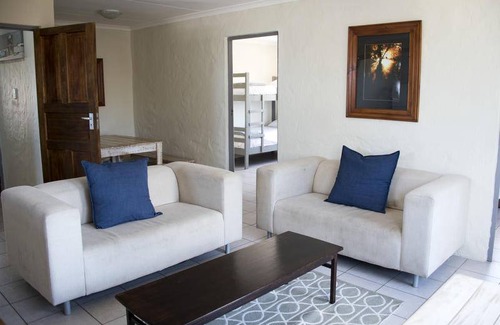 Myoli Beach House | Motel ∙ 8 guests