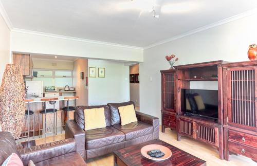 Mouille Point Apartment | Mouille Point Mountain View 2 Bedroom