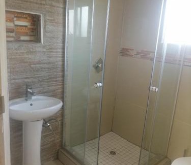 Durban Apartment | Mr Bookit 129 Westmeath Avenue Bonela Mayville 4091