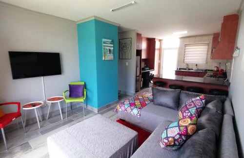 Muizenberg Apartment | Muizenberg Mountain View Apartment