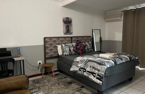 Nelspruit House | NelsBNB