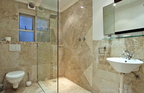 Mouille Point Apartment | New Cumberland