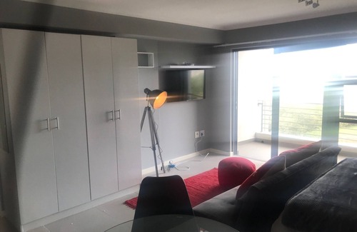 Claremont Apartment | Newly Furnished Studio in Modern Secure Complex