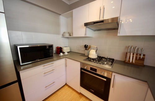 Camps Bay Apartment | Newly renovated 2 bed 2 bath sun drenched west facing sea view apartment