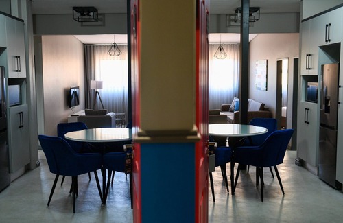Menlo Park Apartment | Next To Apartment Hotel